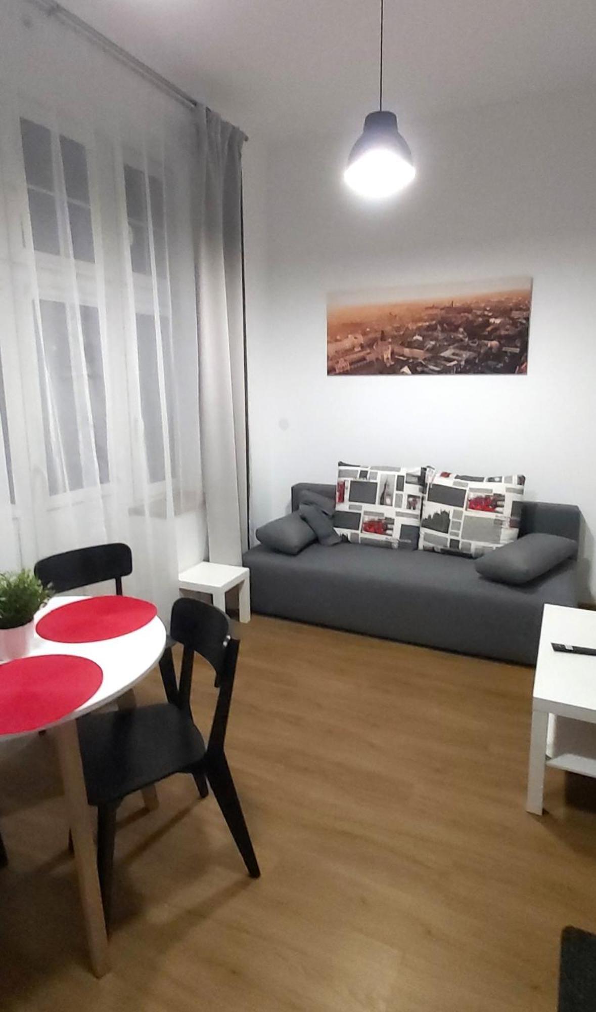 Old Town Stage Apartment One Kraków Eksteriør billede